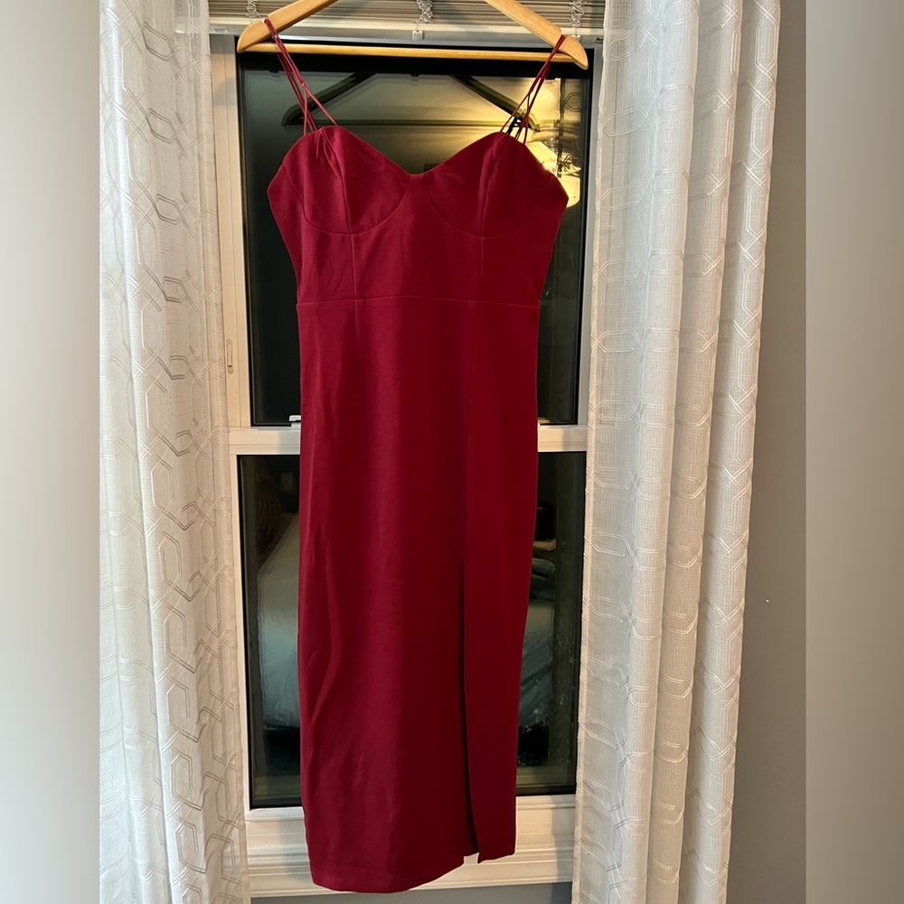 Women’s Wine colored cocktail dress
